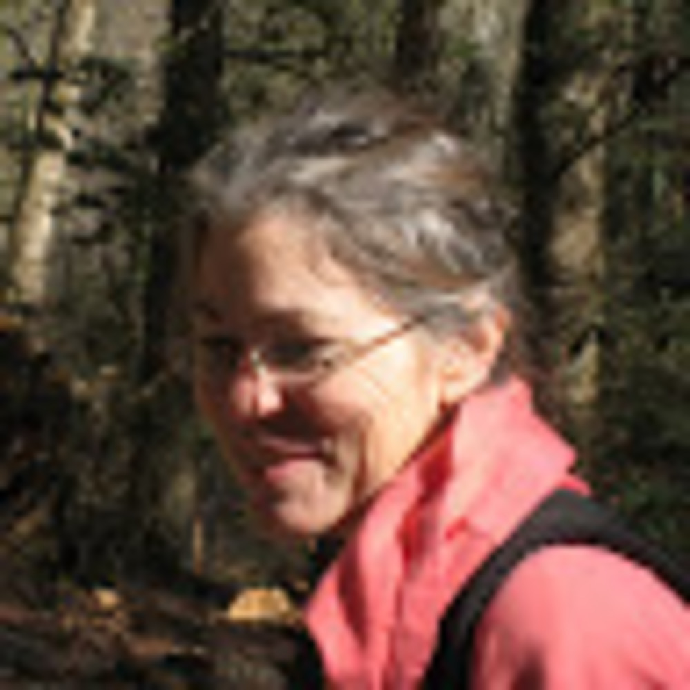 Meet your Posher, Carolyn